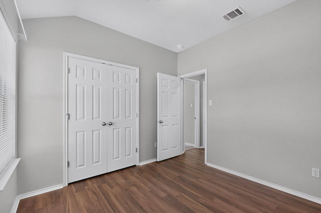1302 Rainbow Parke DR, Round Rock, TX 78665