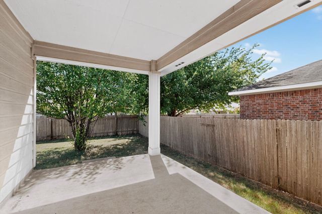 1302 Rainbow Parke DR, Round Rock, TX 78665