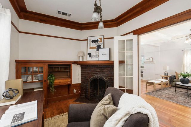 1234 N Del Mar Avenue, Fresno, CA 93728