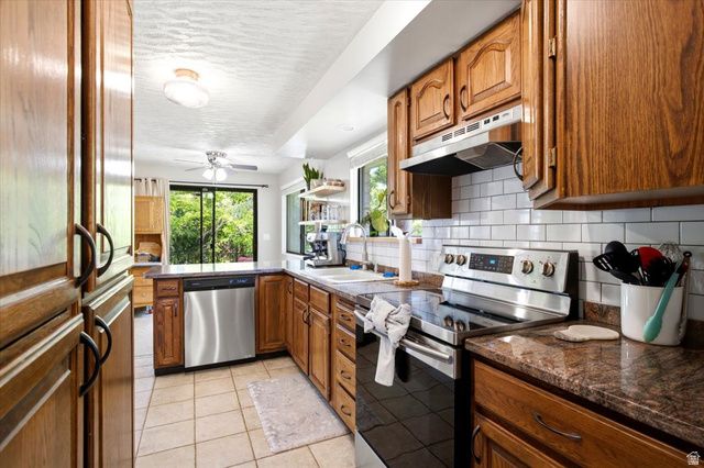 682 E 3225 N, North Ogden, UT 84414