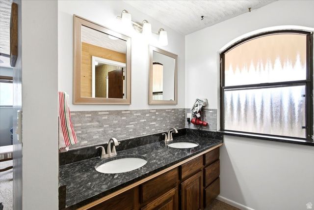 682 E 3225 N, North Ogden, UT 84414