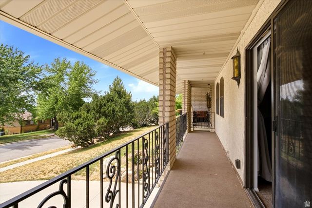 682 E 3225 N, North Ogden, UT 84414