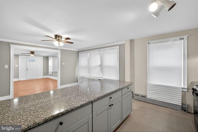 5712 SANSOM ST, Philadelphia, PA 19139