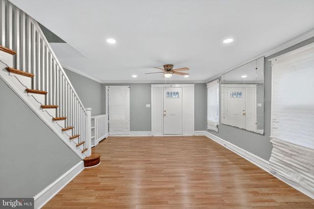 5712 SANSOM ST, Philadelphia, PA 19139