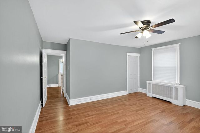 5712 SANSOM ST, Philadelphia, PA 19139