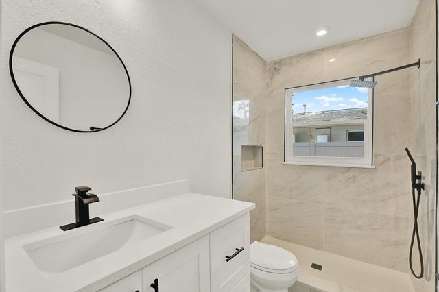 1810 MARYLAND AVENUE NE, St Petersburg, FL 33703