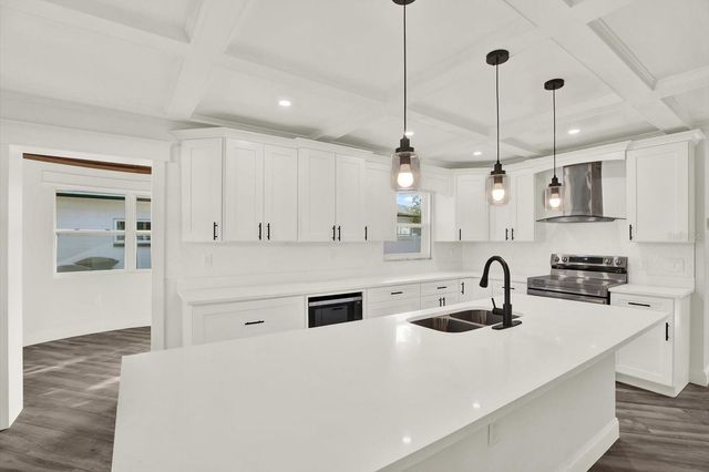 1810 MARYLAND AVENUE NE, St Petersburg, FL 33703