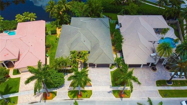 10897 Canary Island Court, Plantation, FL 33324