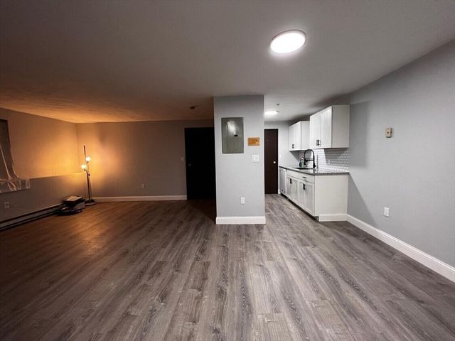 47 Juniper Rd B3, North Attleboro, MA 02760