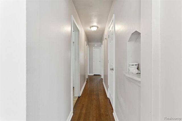 16735 Asbury Park, Detroit, MI 48235