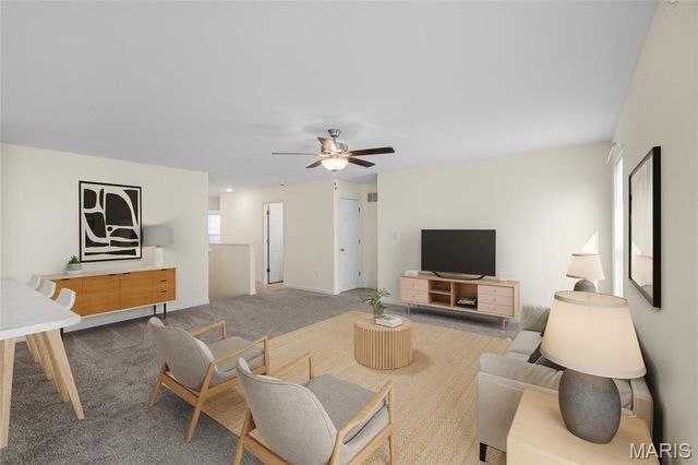 5917 Creek Side Place, Cedar Hill, MO 63016