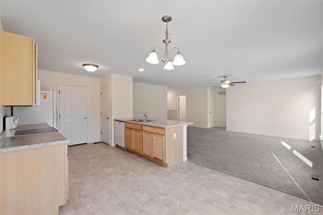 5917 Creek Side Place, Cedar Hill, MO 63016