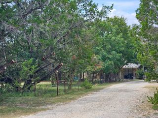 21 Wasp Creek Rd, Boerne, TX 78006