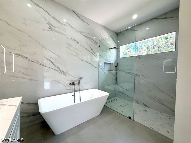 4283 10th ST NE, Naples, FL 34120