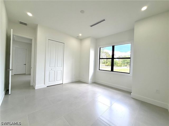 4283 10th ST NE, Naples, FL 34120