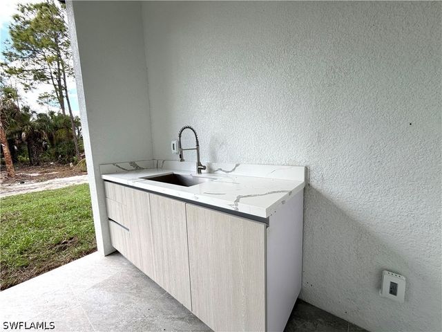 4283 10th ST NE, Naples, FL 34120