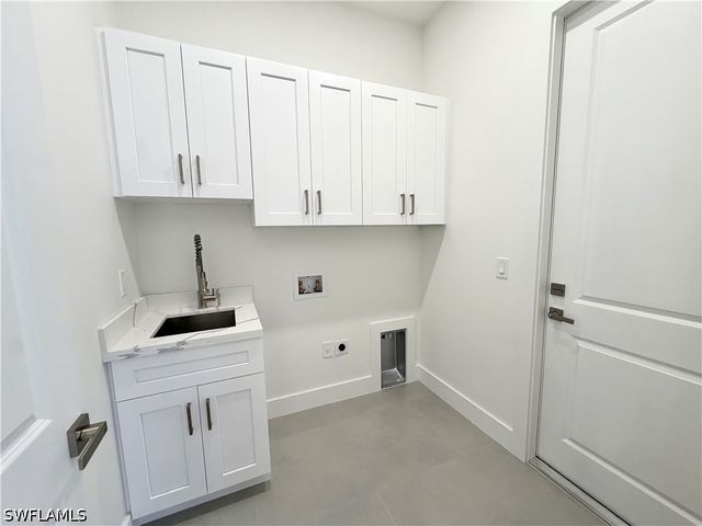 4283 10th ST NE, Naples, FL 34120