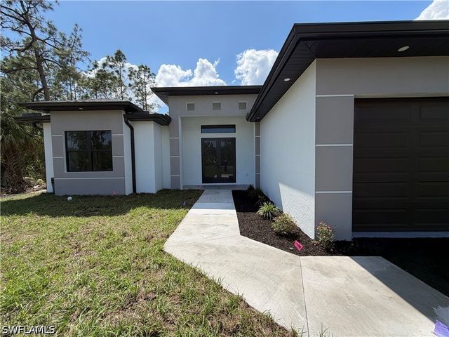 4283 10th ST NE, Naples, FL 34120