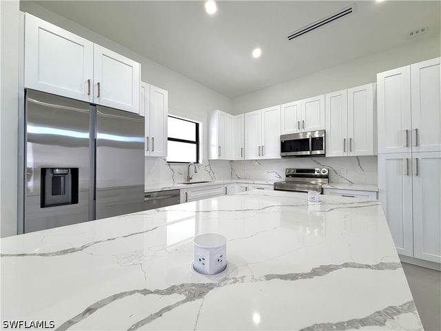 4283 10th ST NE, Naples, FL 34120