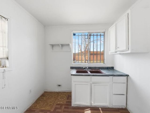 10247 CALCUTTA Drive, Socorro, TX 79927