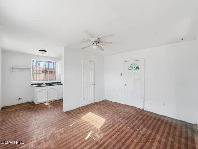 10247 CALCUTTA Drive, Socorro, TX 79927