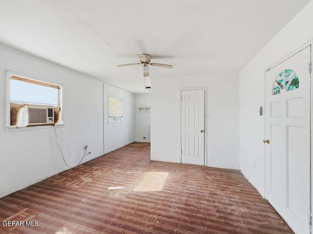 10247 CALCUTTA Drive, Socorro, TX 79927