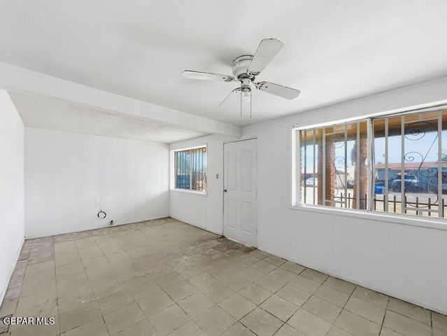 10247 CALCUTTA Drive, Socorro, TX 79927
