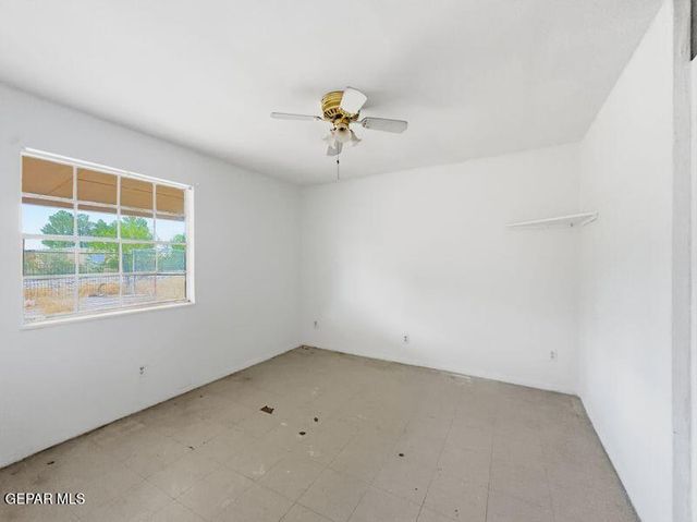 10247 CALCUTTA Drive, Socorro, TX 79927