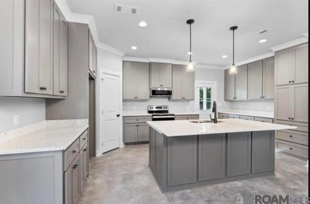 29537 Bloss Ave, Livingston, LA 70754