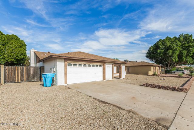 3408 W TOPEKA Drive, Phoenix, AZ 85027