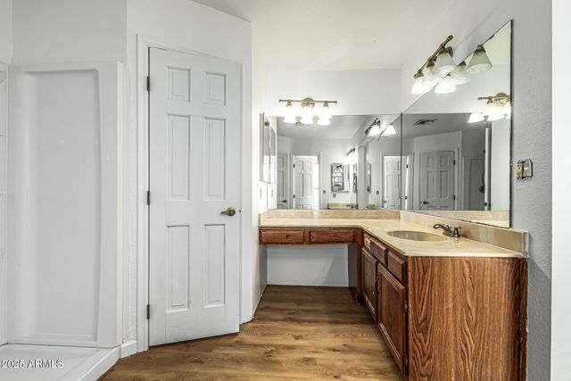 3408 W TOPEKA Drive, Phoenix, AZ 85027