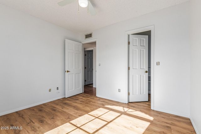 3408 W TOPEKA Drive, Phoenix, AZ 85027