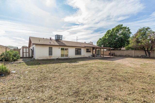 3408 W TOPEKA Drive, Phoenix, AZ 85027