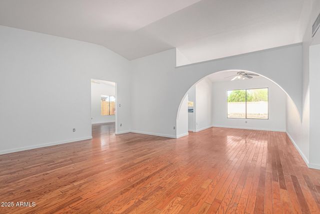 3408 W TOPEKA Drive, Phoenix, AZ 85027