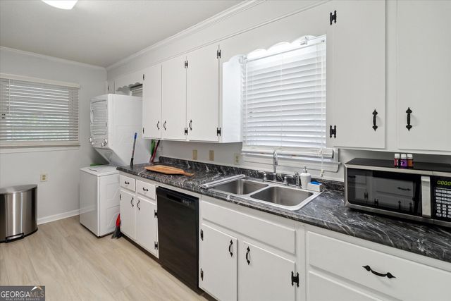 706 N Main Street, Statesboro, GA 30458