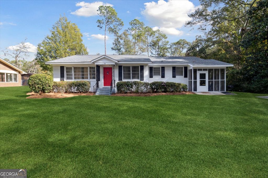 706 N Main Street, Statesboro, GA 30458