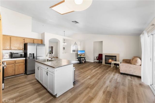 10945 Trenmar Ln, Bloomington, CA 92316