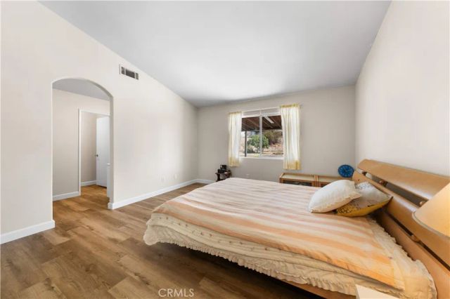 10945 Trenmar Ln, Bloomington, CA 92316