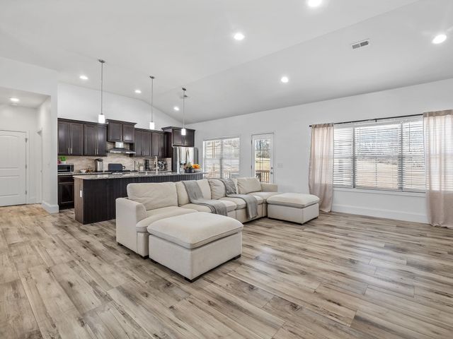 1529 Old Post Road, Gaffney, SC 29341