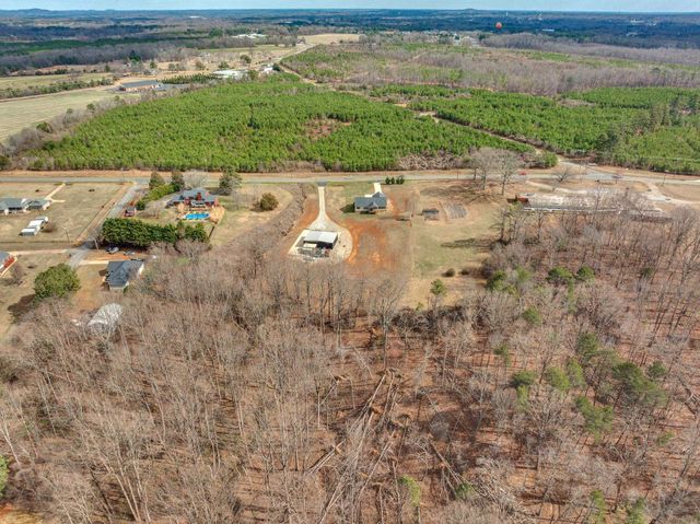 1529 Old Post Road, Gaffney, SC 29341