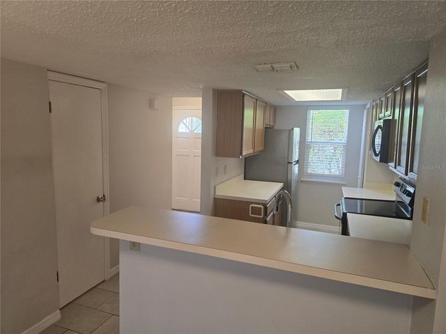 8713 LIBERTY PLACE, Tampa, FL 33615