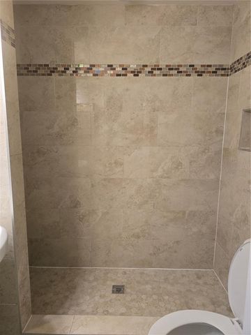 8713 LIBERTY PLACE, Tampa, FL 33615