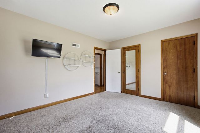 1001 25th ST SE, Cedar Rapids, IA 52403