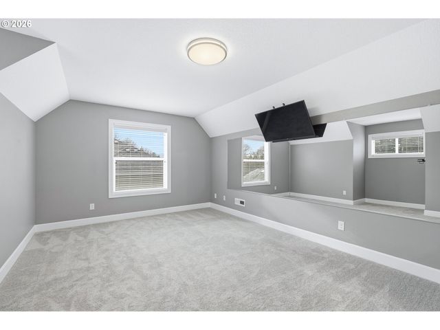 10534 Sw 80TH Ave, Portland, OR 97223