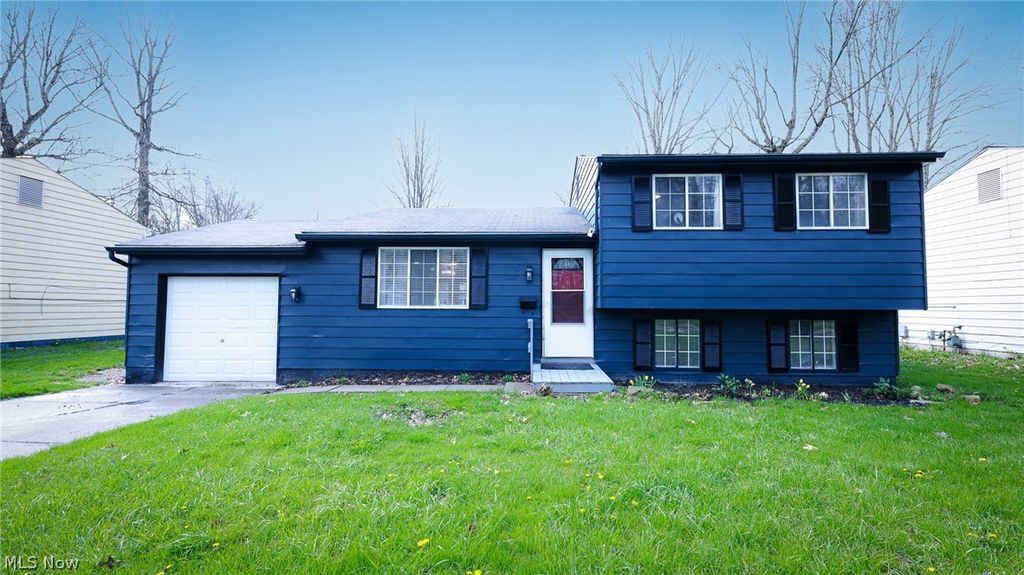 3539 Dunstan Drive NW, Warren, OH 44485