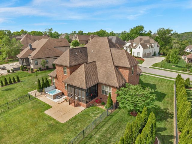 303 Charleston St, Lebanon, TN 37087