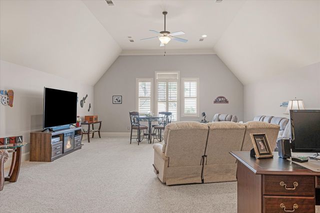 303 Charleston St, Lebanon, TN 37087