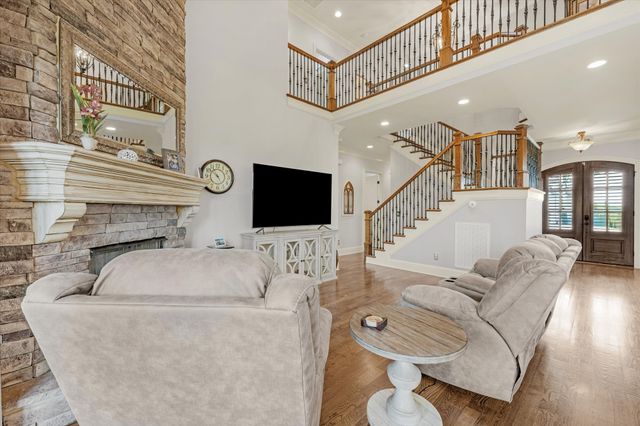 303 Charleston St, Lebanon, TN 37087