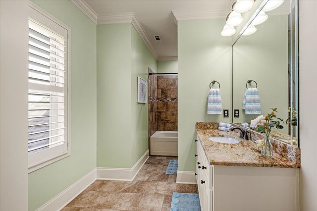 303 Charleston St, Lebanon, TN 37087