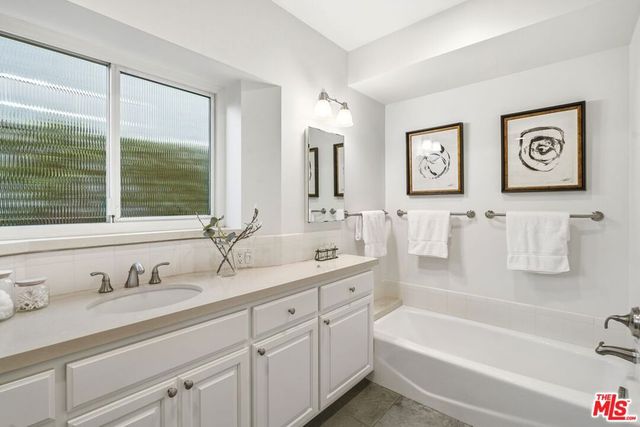 11911 Otsego Street, Valley Village, CA 91607